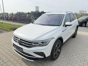 VW Tiguan 2.0 TSI Elegance 4Motion Aut. Ahk+Pano...