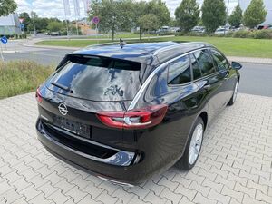 OPEL Insignia 2.0 D Business Elegance Aut. Navi+Led...
