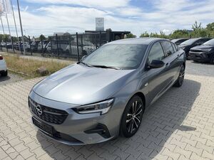 OPEL Insignia 2.0 D Ultimate Aut. Navi+Led+Ahk+Kamera...