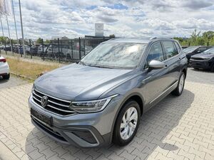 VW Tiguan Allspace 1.5 TSI Life Aut. Navi+Led+Ahk...
