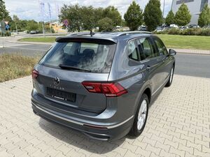 VW Tiguan Allspace 1.5 TSI Life Aut. Navi+Led+Ahk...