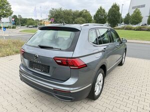 VW Tiguan Allspace 1.5 TSI Life Aut. Navi+Led+Ahk...