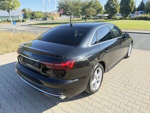 AUDI A4 40 TFSI quattro advanced Aut. Navi+Led+Shz...