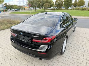 BMW 530 d Limo Aut. Navi+Leder+Led+Kamera+Ahk+Shz...