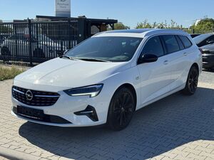 OPEL Insignia 2.0 D Business Elegance Aut. Navi+Led...