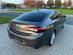 OPEL Insignia 2.0 D Business 4x4 Aut. Navi+Led+Kamera...