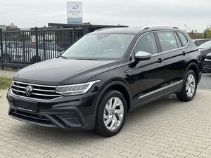 VW Tiguan Allspace 1.5 TSI Life Aut. Navi+Led+Ahk...