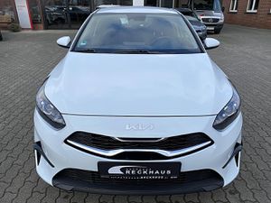 KIA CEED 1.5T DCT7 VISION KOMF NAVI ALLWETTER AHK Ceed