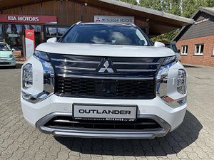 MITSUBISHI Outlander Plug-in Hybrid 2tone TOP 2,4l Klima Outlander
