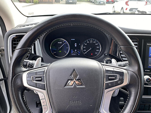 MITSUBISHI Outlander Ansicht 18 für Fahrzeugdetailseite