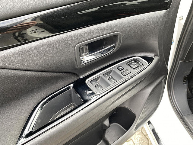 MITSUBISHI Outlander Ansicht 20 für Fahrzeugdetailseite