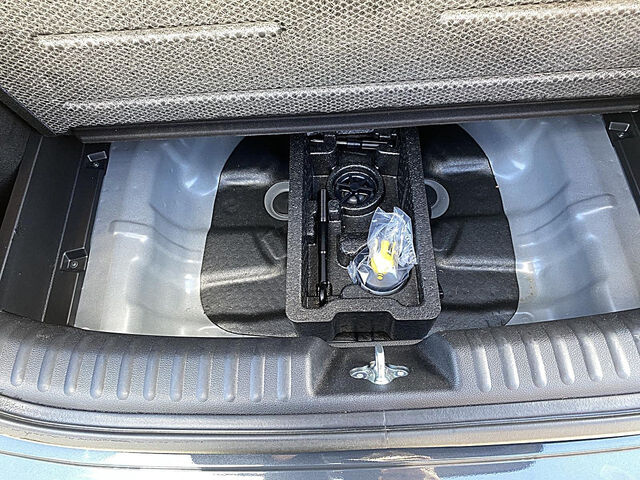 KIA XCeed Ansicht 17 für Fahrzeugdetailseite