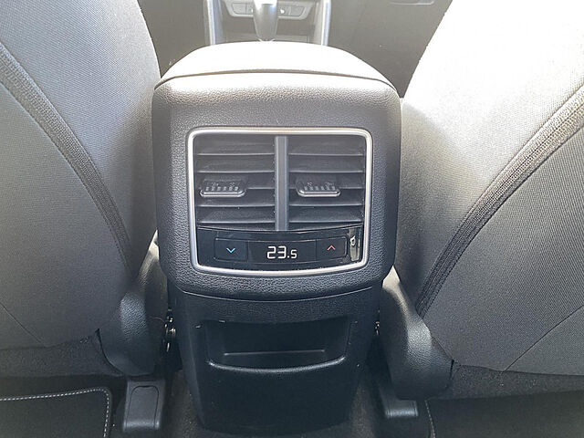 KIA Sportage Ansicht 30 für Fahrzeugdetailseite
