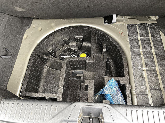 FORD Fiesta Ansicht 29 für Fahrzeugdetailseite