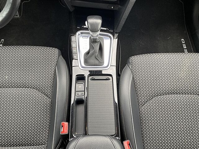 KIA Ceed Sportswagon Ansicht 17 für Fahrzeugdetailseite