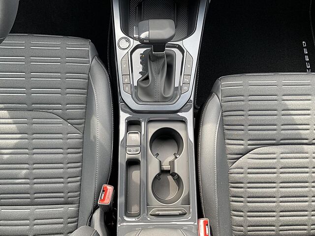KIA XCeed Ansicht 17 für Fahrzeugdetailseite