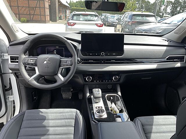 MITSUBISHI Outlander Ansicht 12 für Fahrzeugdetailseite