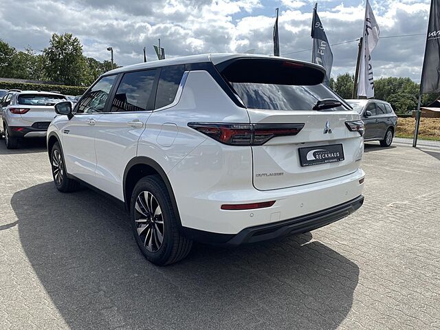 MITSUBISHI Outlander Ansicht 4 für Fahrzeugdetailseite