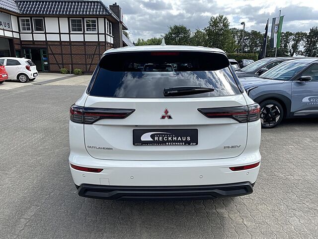MITSUBISHI Outlander Ansicht 9 für Fahrzeugdetailseite