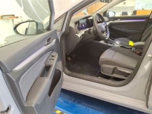 VW Golf Variant Life 1.5 TSI SHZ / CARPLAY / ACC