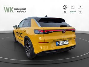 VW T-Roc R-Line 1.5 l eTSI DSG PANO/NAVI/IQ.LIGHT/IQ.DRIVE