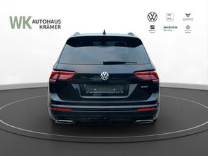 VW Tiguan 2,0 TSI DSG 4motion R-Line Sportpaket AHK-klappbar Navi 360 Kamera LED Kurvenlicht