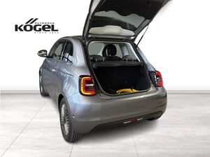 FIAT 500e Icon 42 kWh 118 PS inkl. Winterräder Stahl