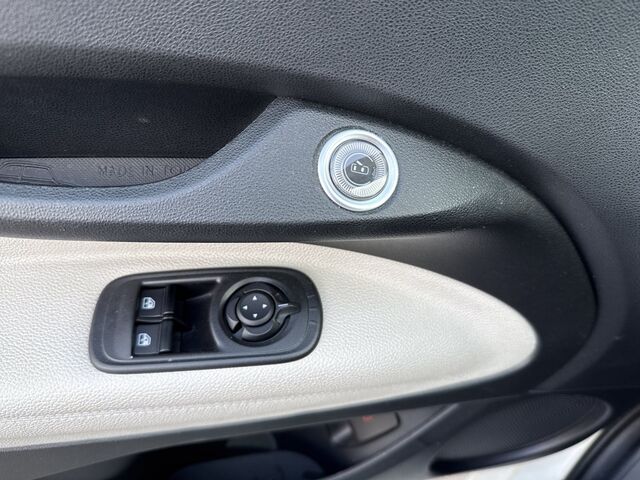 FIAT 500e La Prima by Bocelli Ansicht 13 für Fahrzeugdetailseite