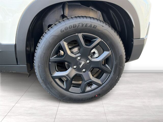 JEEP Avenger Black Edition e-Hybrid 48V 110PS Automatik Ansicht 11 für Fahrzeugdetailseite
