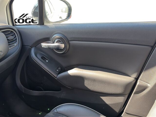 FIAT 500x Cross 120PS *Magic-Eye*CarPlay* Ansicht 9 für Fahrzeugdetailseite