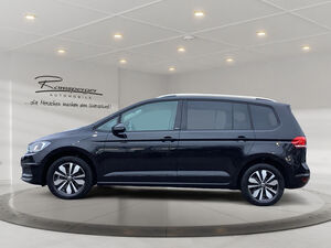 VW Touran 1.5 TSI MOVE ACC Navi 7 Sitze SHZ PDC