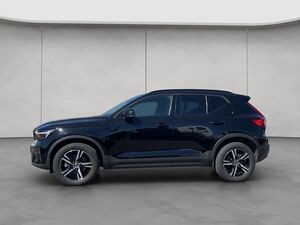 VOLVO XC40 B3 B DKG Plus Dark XC40