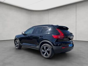 VOLVO XC40 B3 B DKG Plus Dark XC40