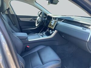 JAGUAR XF D200 AWD Sportbrake R-Dynamic SE XF