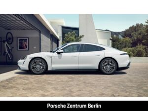 PORSCHE Taycan Surround View BOSE Luftfederung 20-Zoll