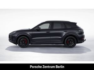 PORSCHE Cayenne GTS