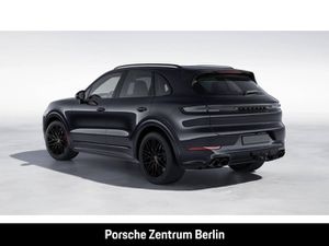 PORSCHE Cayenne GTS