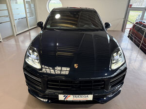 PORSCHE Cayenne Turbo Coupe Leichtbau-Paket Matrix InnoD