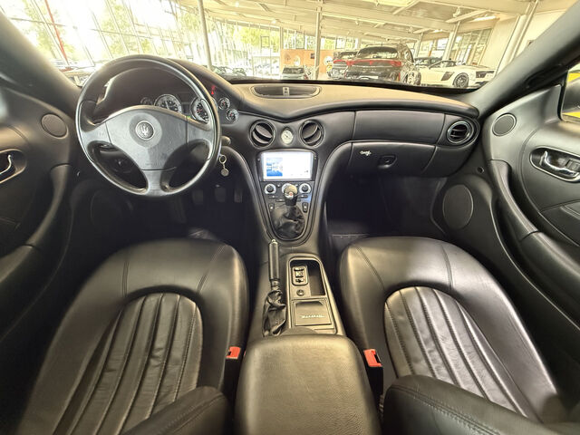 MASERATI 4200 Coupe GT - Handschaltung- 2.Hand - deutsch 4200