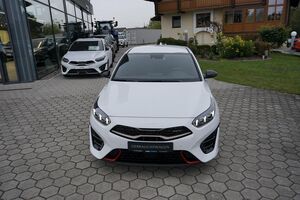 KIA ProCeed Proceed GT 1.6 T-GDI DCT7 *NAVI* KAMERA* LED*