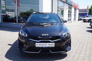KIA Ceed Sportswagon Ceed SW 1.5 TGDI GT-LINE *LED* NAVI* KAMERA*