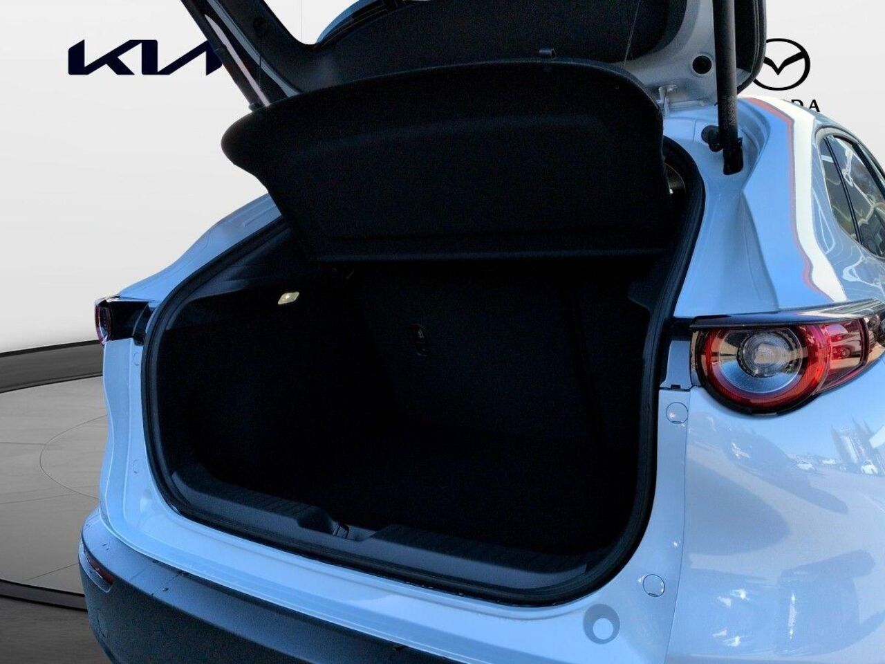 MAZDA CX-30 2.5 SKYACTIV-G 140PS EXCLUSIVE-LINE *BOSE* Ansicht 5 für Fahrzeugdetailseite