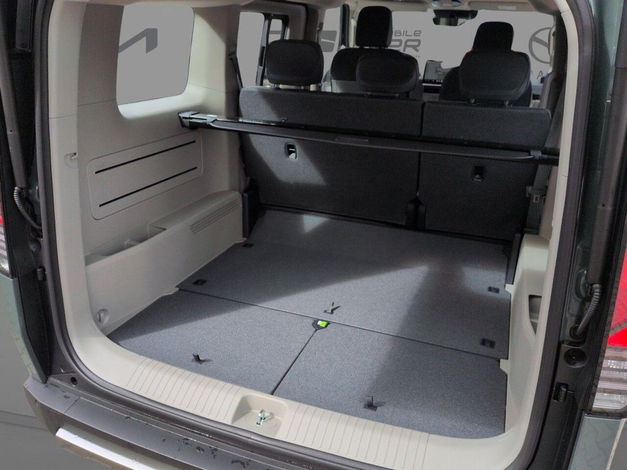 KIA PV5 Passenger ELITE 5-sitz 71.2-kWh*P2*P3*P4*P5* Ansicht 5 für Fahrzeugdetailseite