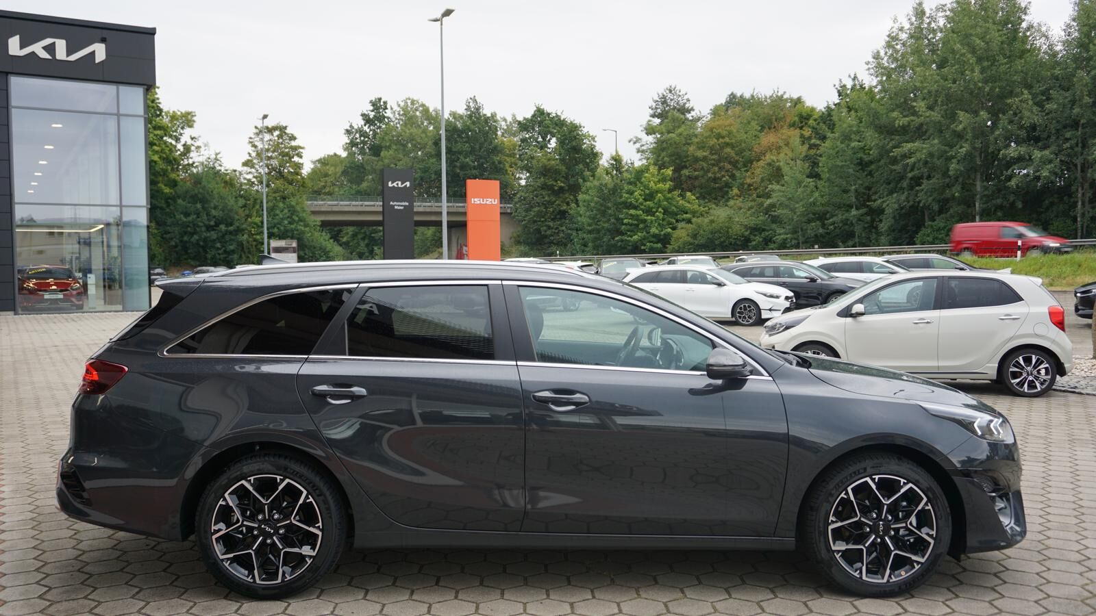 KIA Ceed Sportswagon Ceed SW 1.5 TGDI DCT GT-LINE *LED* NAVI* KAMERA* Ansicht 3 für Fahrzeugdetailseite