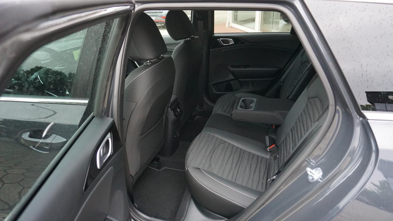 KIA Ceed Sportswagon Ceed SW 1.5 TGDI DCT GT-LINE *LED* NAVI* KAMERA* Ansicht 6 für Fahrzeugdetailseite