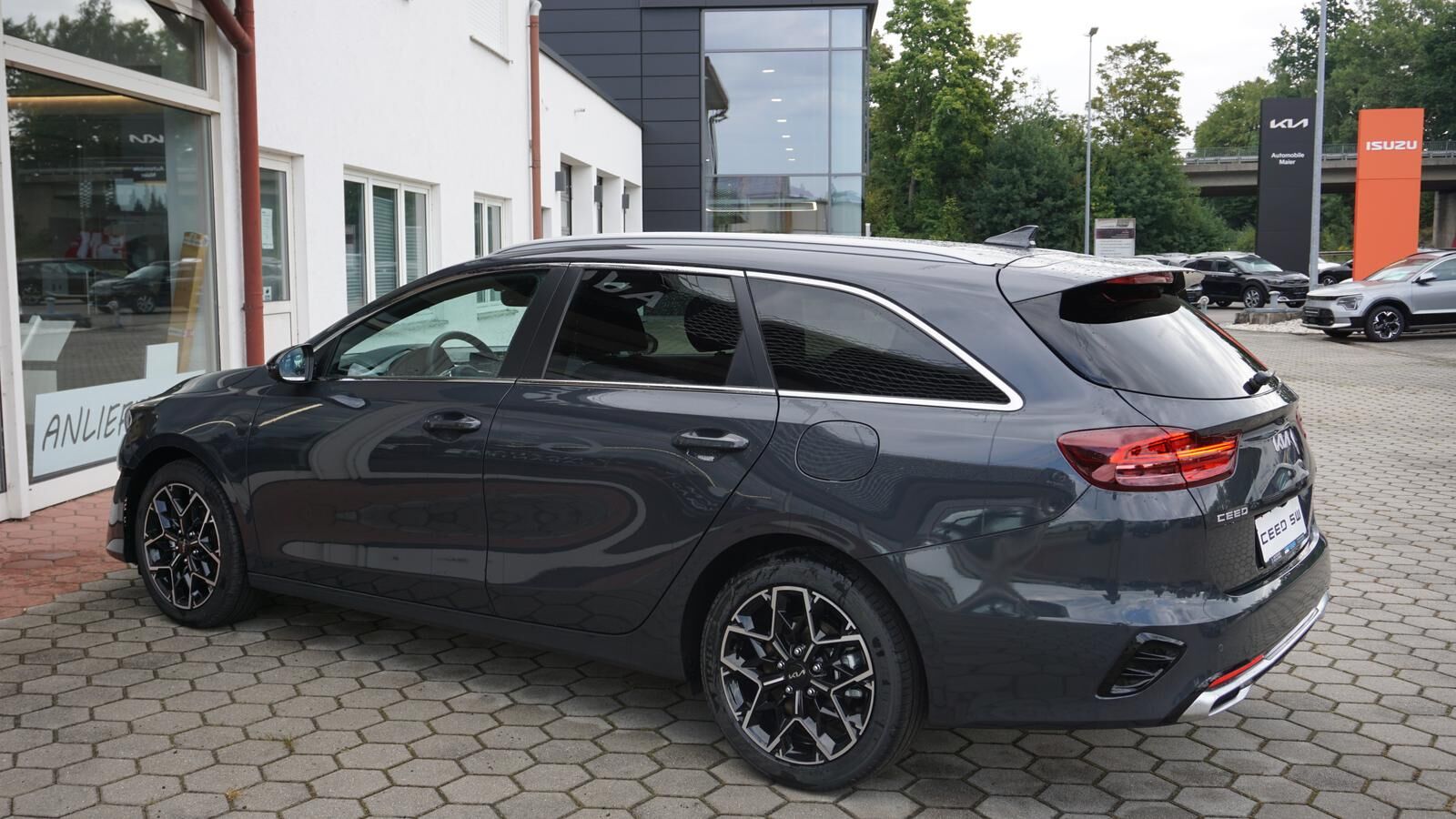 KIA Ceed Sportswagon Ceed SW 1.5 TGDI DCT GT-LINE *LED* NAVI* KAMERA* Ansicht 9 für Fahrzeugdetailseite