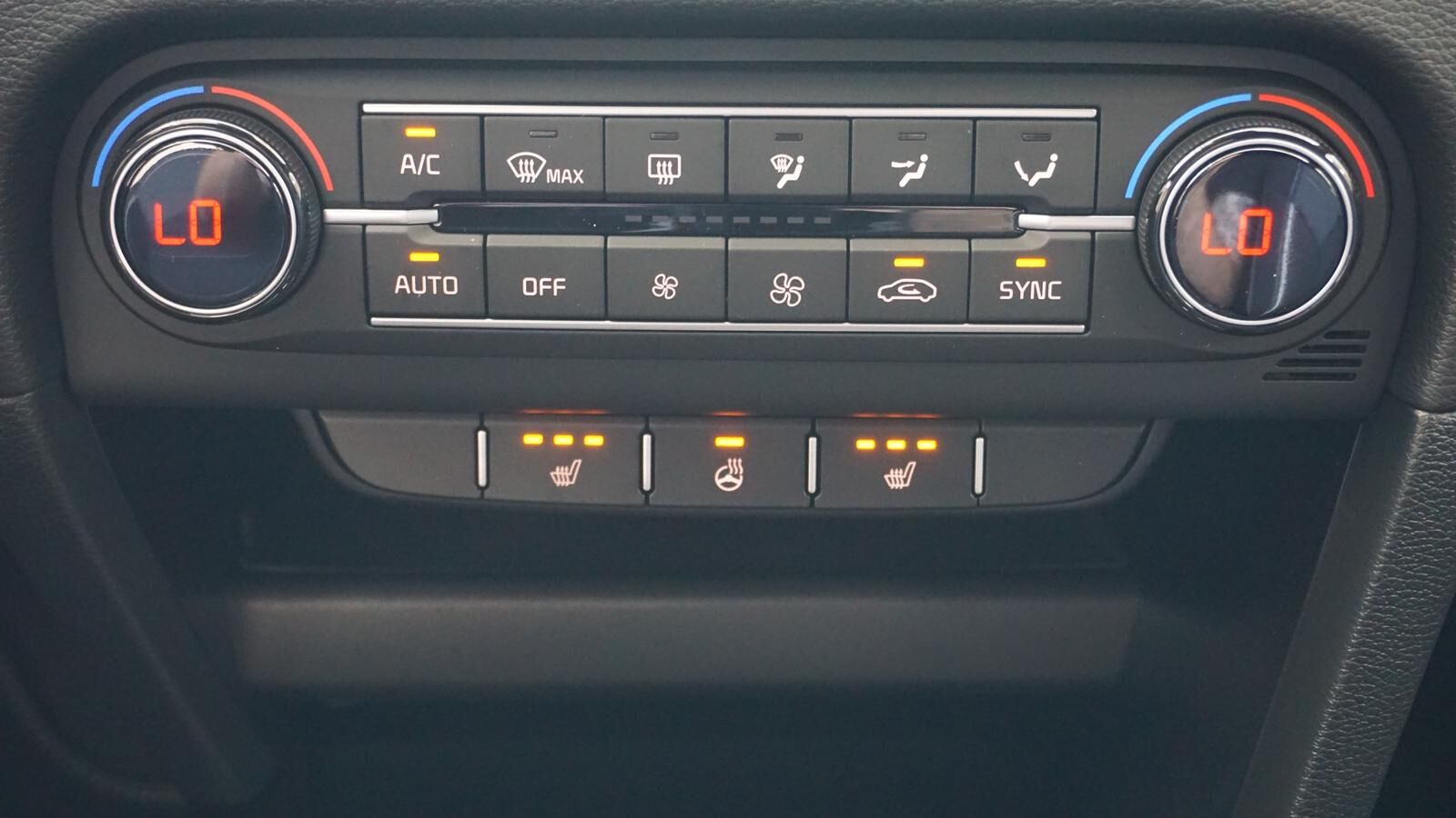 KIA Ceed Sportswagon Ceed SW 1.5 TGDI GT-LINE *LED* NAVI* KAMERA* Ansicht 17 für Fahrzeugdetailseite