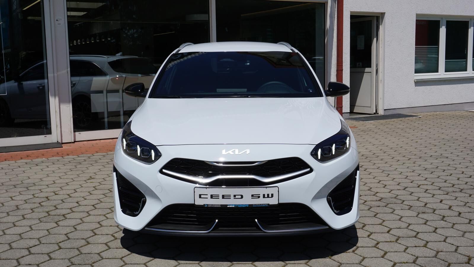 KIA Ceed Sportswagon Ceed SW 1.5 TGDI GT-LINE *LED* NAVI* KAMERA* Ansicht 3 für Fahrzeugdetailseite