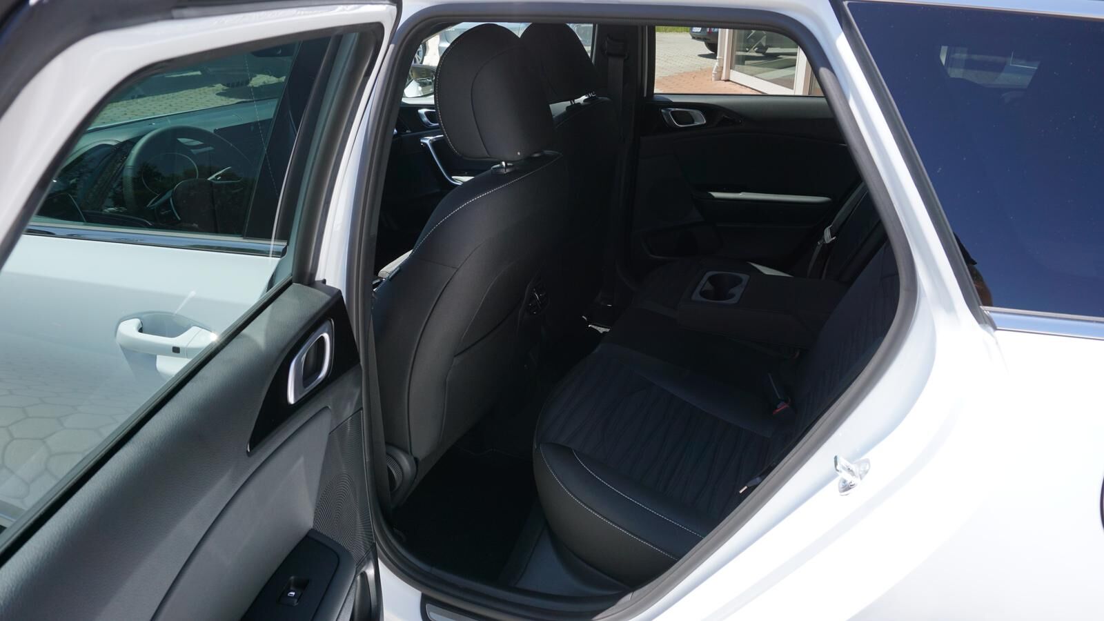 KIA Ceed Sportswagon Ceed SW 1.5 TGDI GT-LINE *LED* NAVI* KAMERA* Ansicht 7 für Fahrzeugdetailseite
