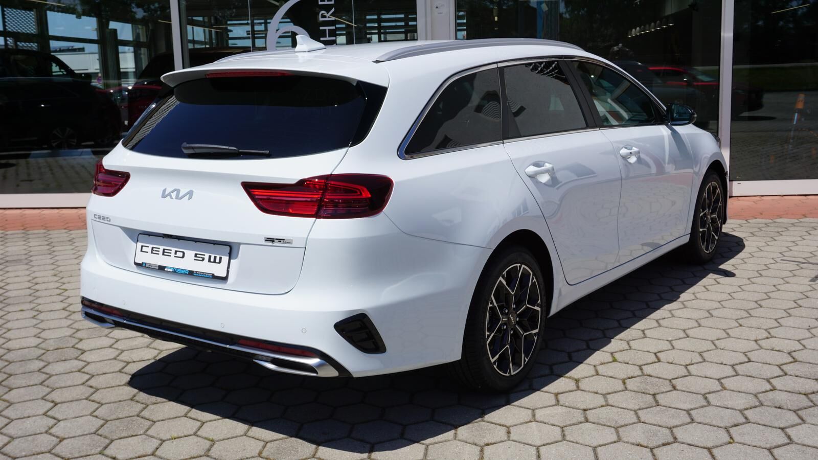 KIA Ceed Sportswagon Ceed SW 1.5 TGDI GT-LINE *LED* NAVI* KAMERA* Ansicht 9 für Fahrzeugdetailseite